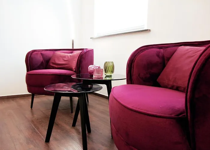 Superior Mit Wifi L 400m Bis Uni L Messe L Iga 27 L Zoo Dui Apartment *